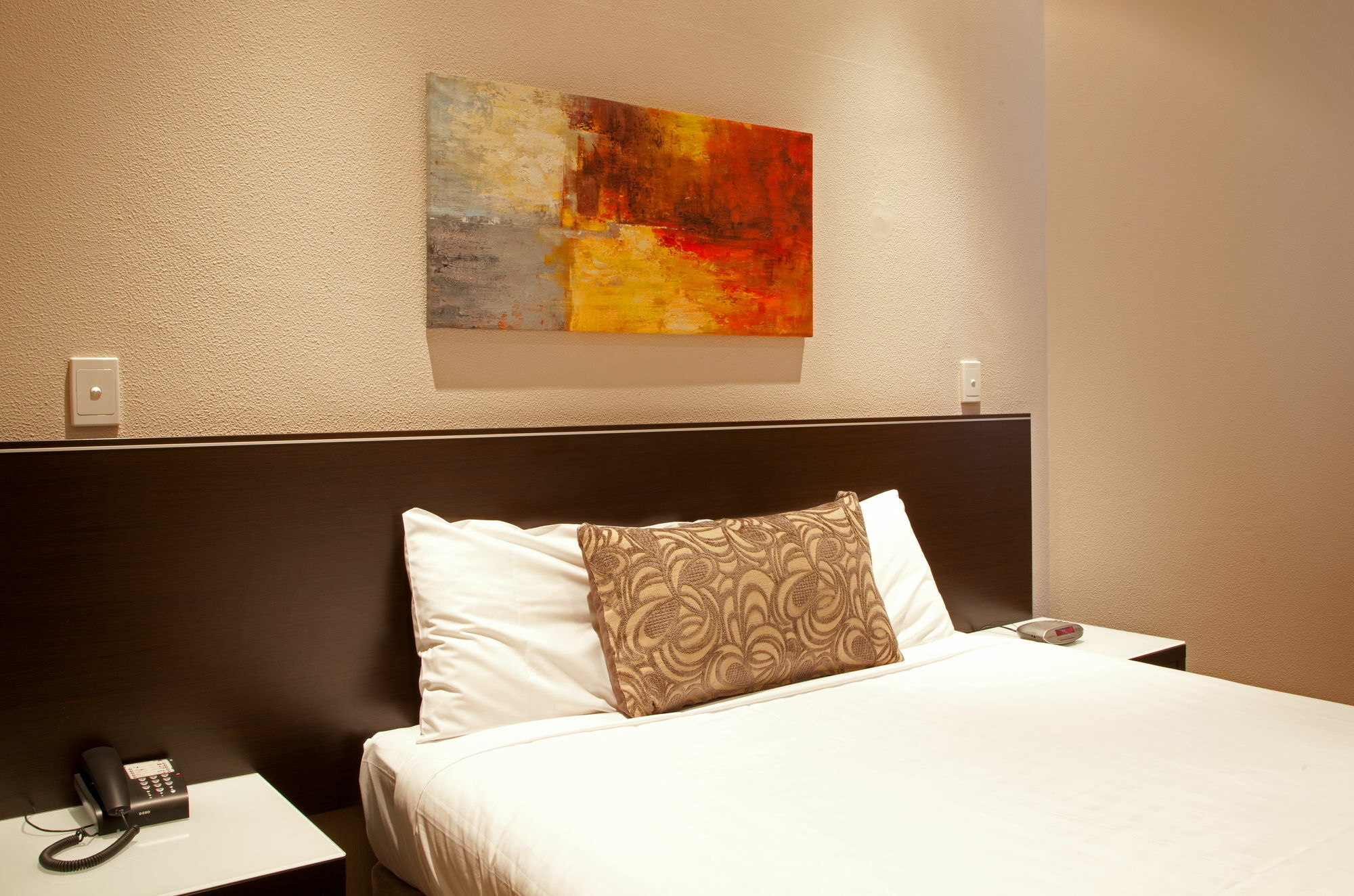 Quality Apartments Adelaide Central Екстериор снимка